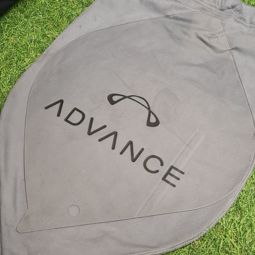 Advance LIGHTNESS 3 M CBS 31149763