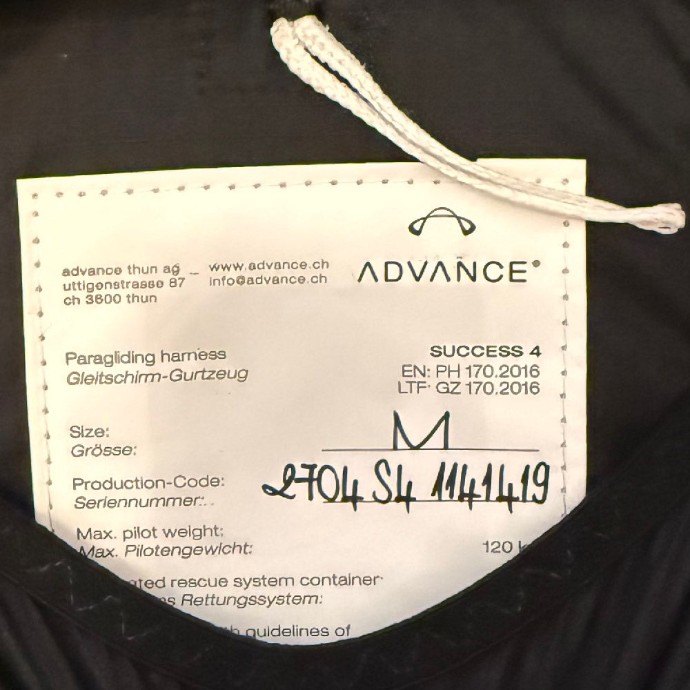 Advance SUCCESS 4 M Pacific Blue-Fire Red CBS 41141419