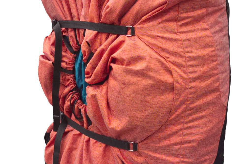 Removable compression straps with buckles | Advance FASTPACK