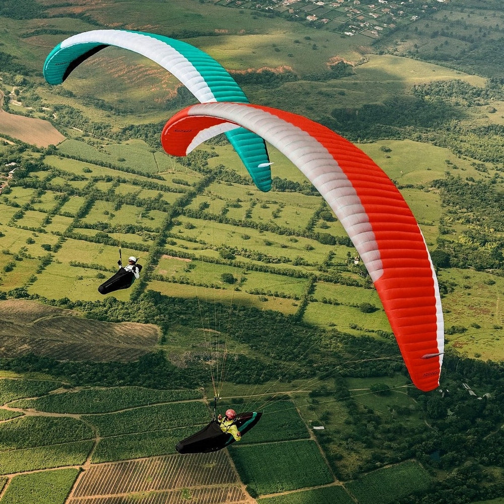 Advance IMPRESS 4 harness and Advance SIGMA 11 paraglider