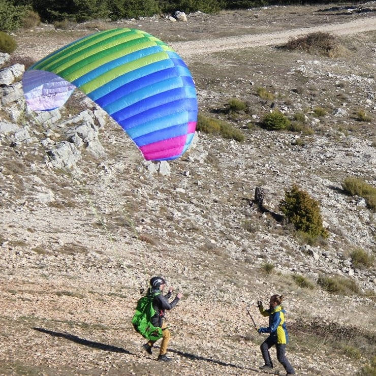 BGD SEED ground handling wings. A fun accessory for parawaiting at take-off