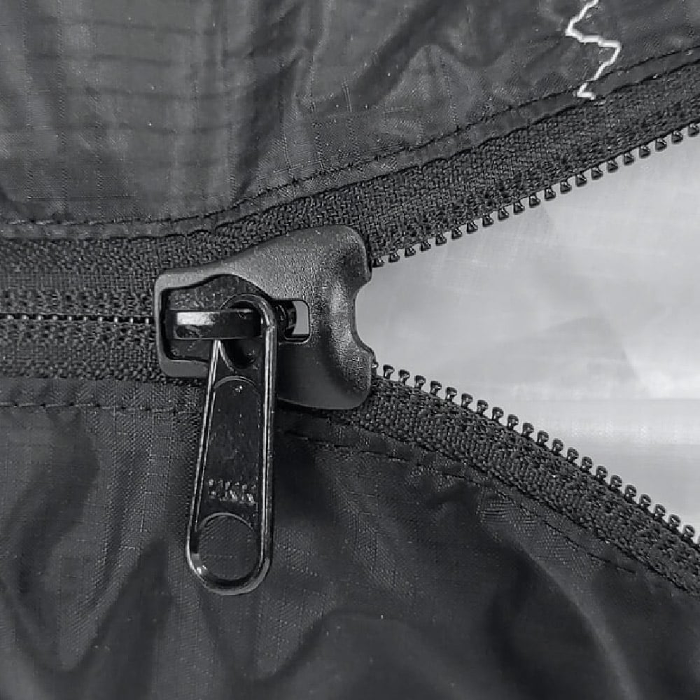 Advance FLATBAG DLS: PROTECTIVE ZIPPER