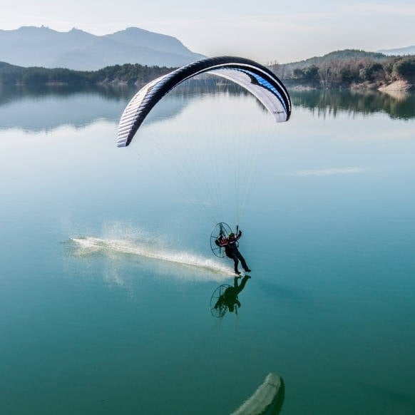 Gin Carve freestyle-slalom paramotor wing | colour King