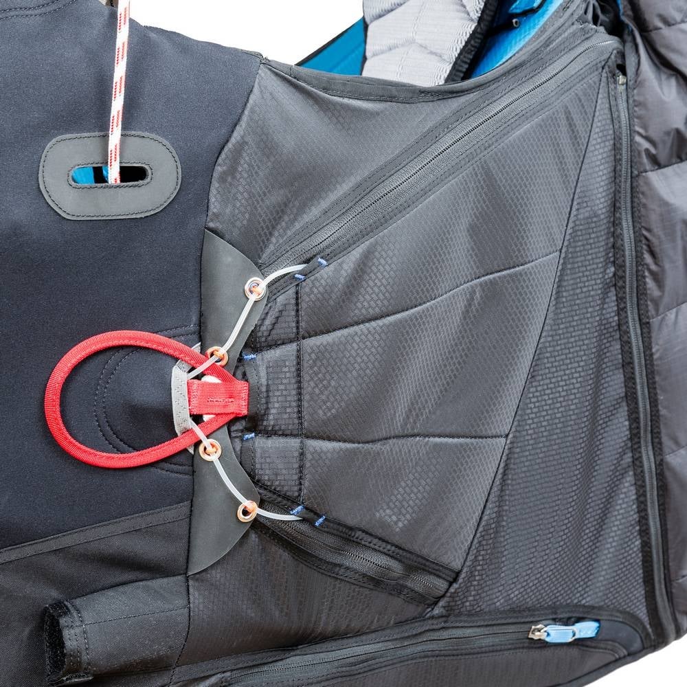 X-ray view showing internal features