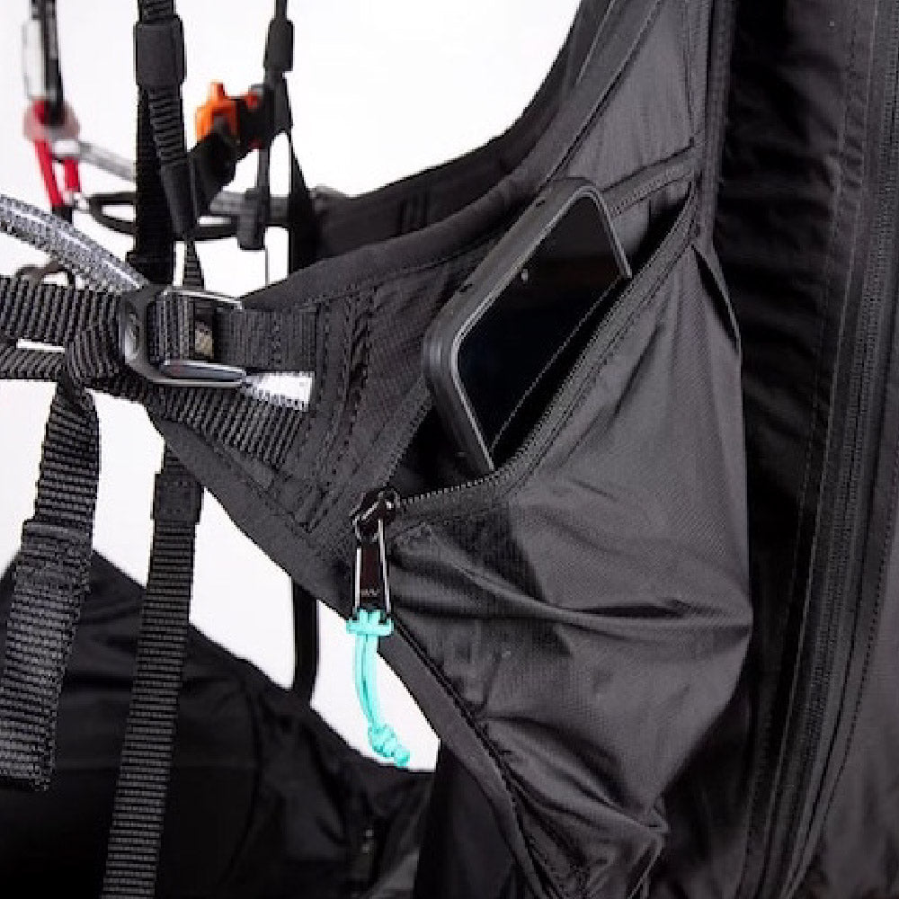 RADIO & PHONE POCKET