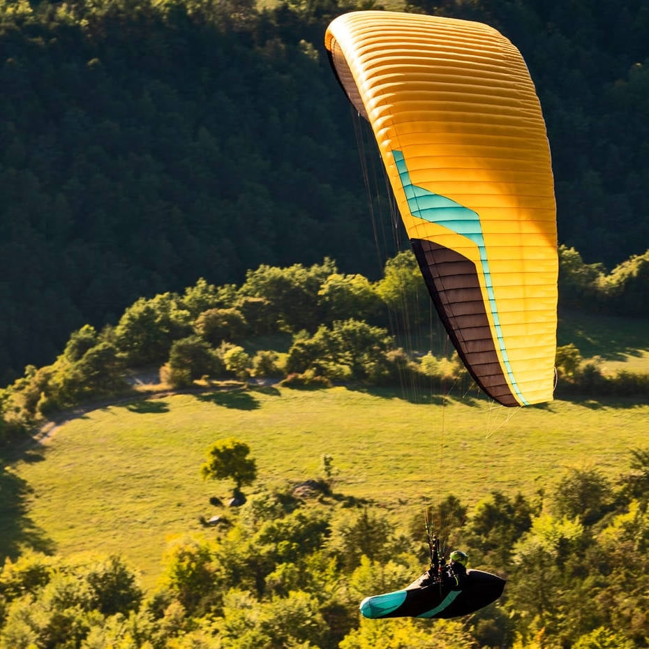 Niviuk Artik 6 sports paraglider EN C