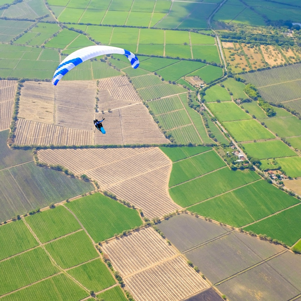 Phi TENOR light White-Blue | Photo by Harri Eskelinen | Pilot Carlo Borsattino | Location Cauca Valley Colombia