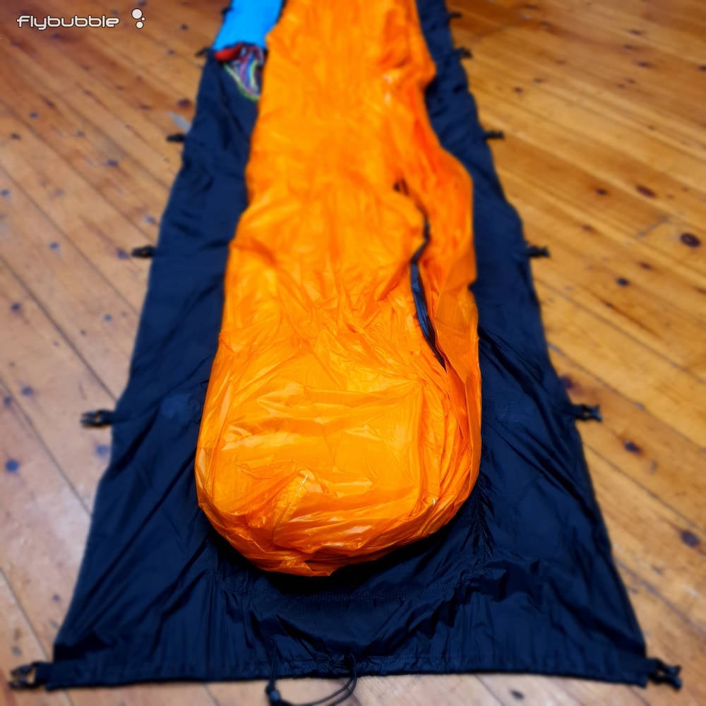 to avoid the risers getting tangled in the lines.