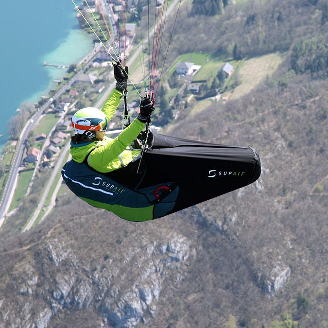 Supair EVO LITE harness with optional extra Speedbag EVO LITE fitted (old colours shown)