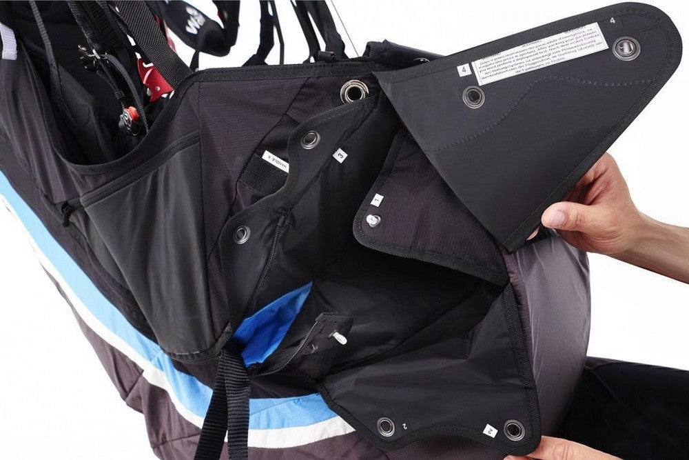 Container whose volume can be adjusted by means of its inside zipper | Woody Valley Wani2