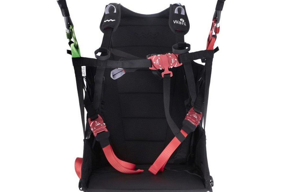 Right and left side identified by different colour loops and karibiners.