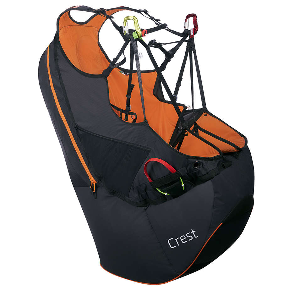 Woody Valley Crest with rucksack