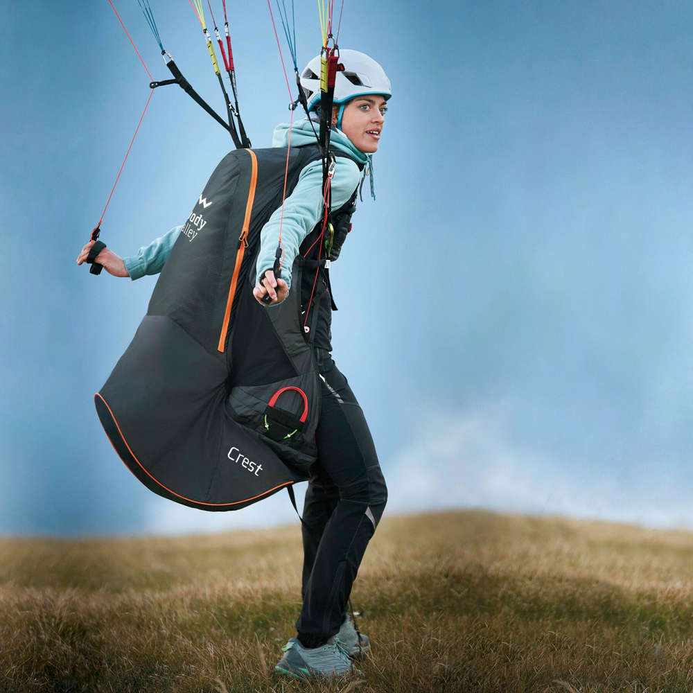 Woody Valley Crest with rucksack