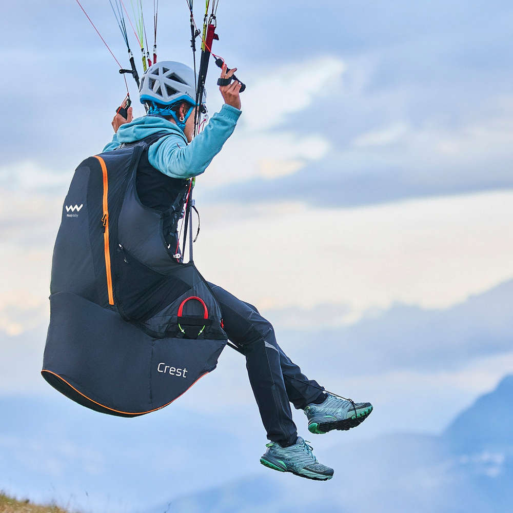 Woody Valley Crest with rucksack