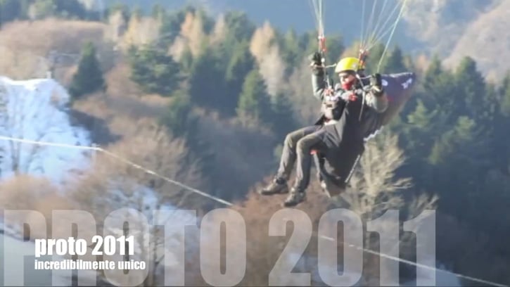 Woody Valley X-Alps 2011 - Preparing to launch