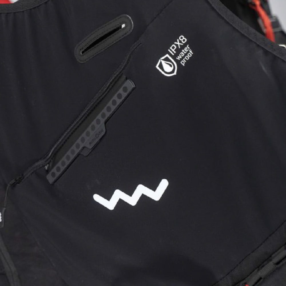Woody Valley MK1: Watertight pocket