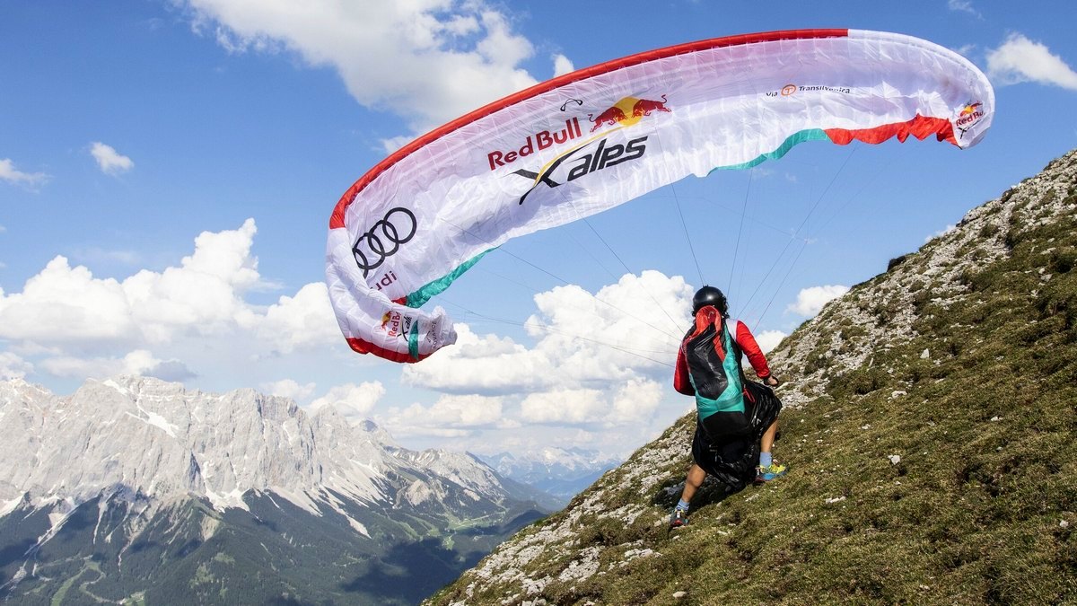 Reducing Risk for Free-Flyers (series)