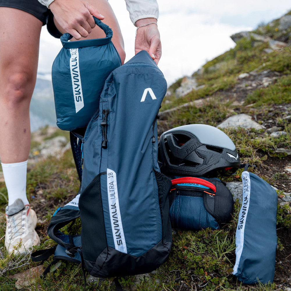 バッグ Nao the sky walker Skywalk ULTRA Backpack 18L – Flybubble