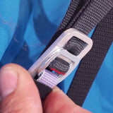 The container's closing sequence is facilitated thanks to the new numbered labels.
