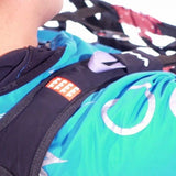 The combination of the self-inflating air bags