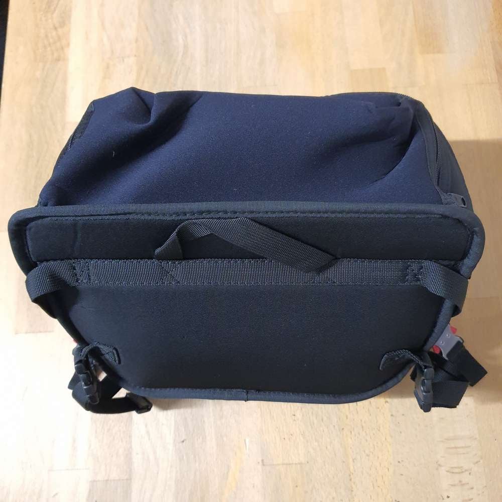 Woody Valley Front Reserve Container with Cockpit with High Adventure Beamer 3 size 170 inside.