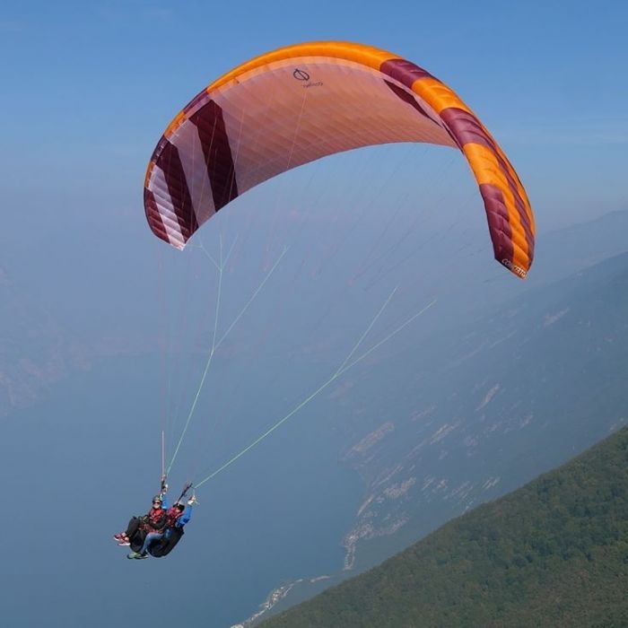 Phi CONCERTO tandem paraglider in standard colours CC1 (Orange-Dark Red-White)