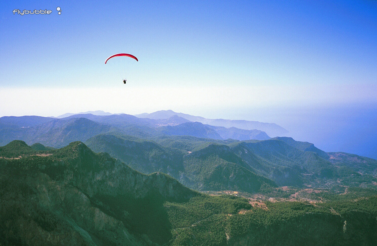 High above Babadag mountain's highest peak - and top of the paraglider stack!