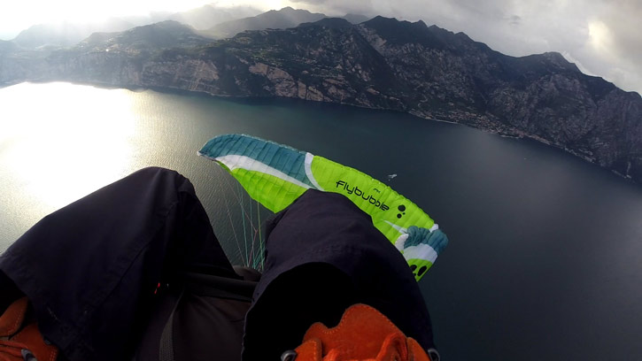 Acro paragliding on Niviuk F-gravity 2